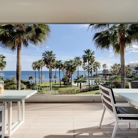 Modern Frontline - Apartment Estepona