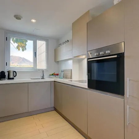 Modern Frontline - *