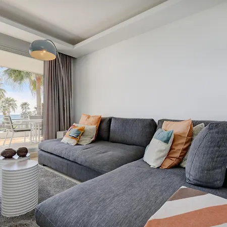 Apartamento Modern Frontline - *